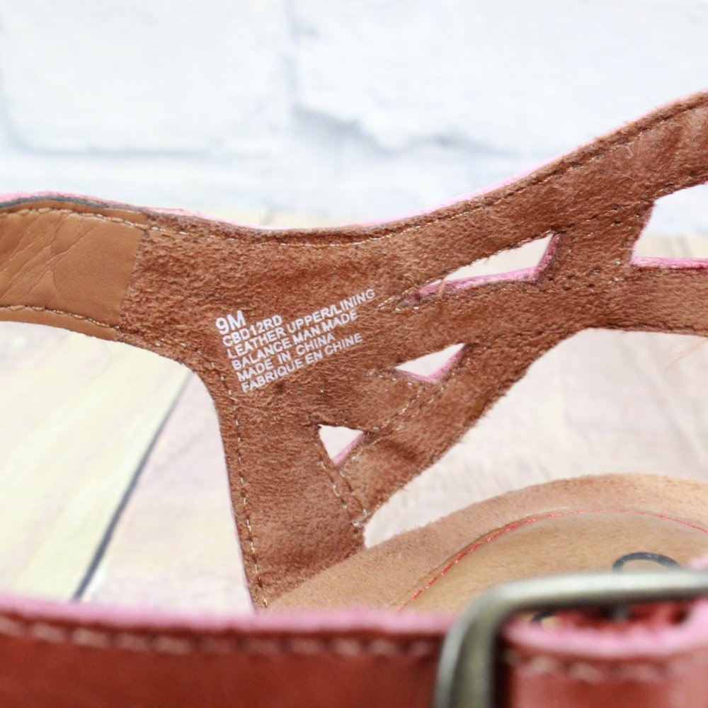 Cobb Hill by New Balance Pink Leather Gladiator T Strap Heeled Sandals Size 9 M - Picture 7 of 10